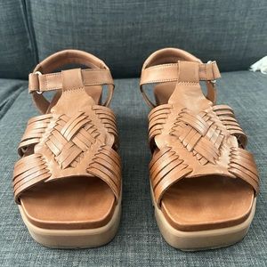 Bernardo Cora Sandals